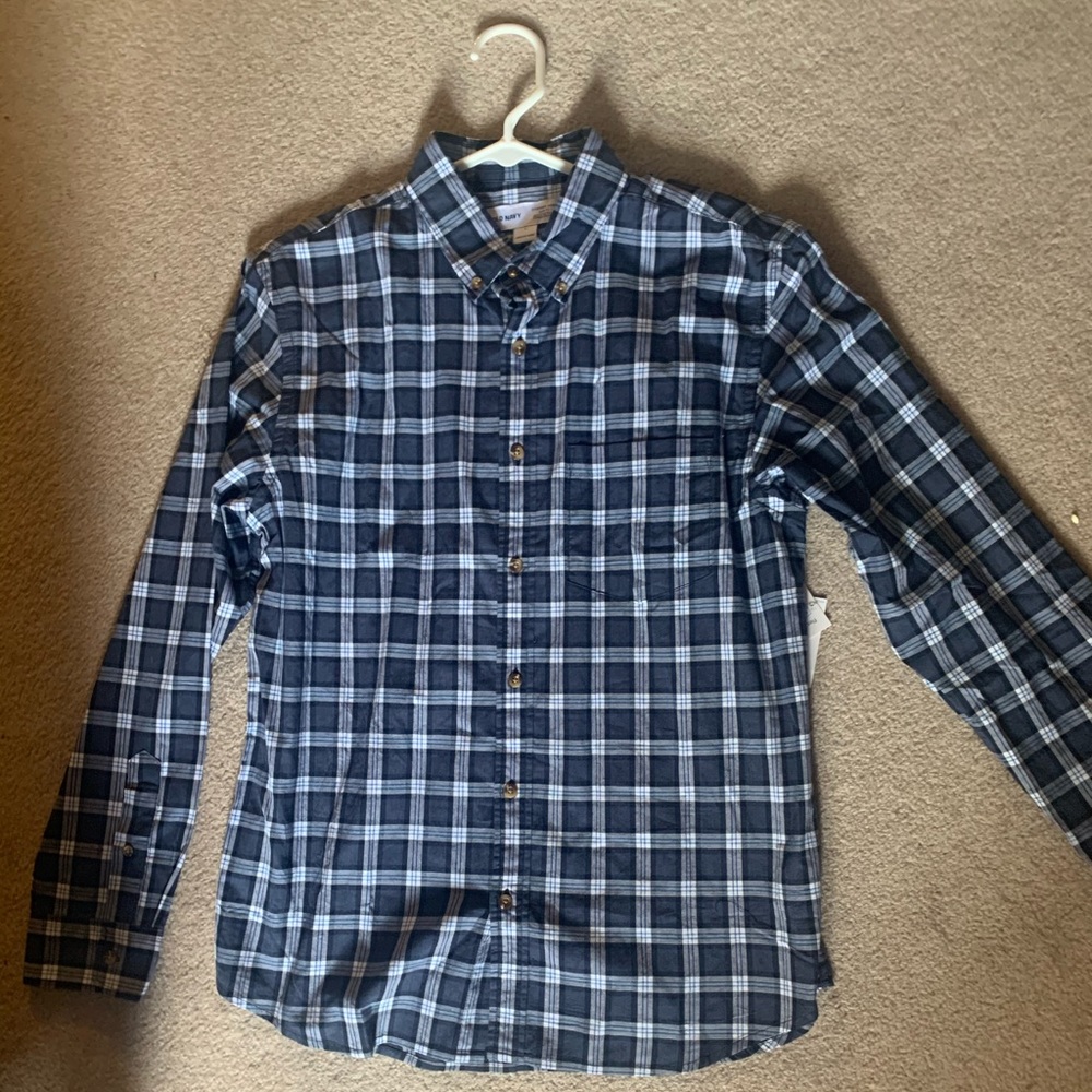 Flannel/ button up